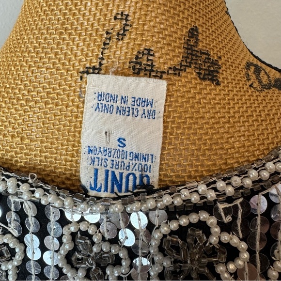 100% SILK vintage GUNIT silver sequin long sleeve top embroidered floral party - Picture 4 of 6